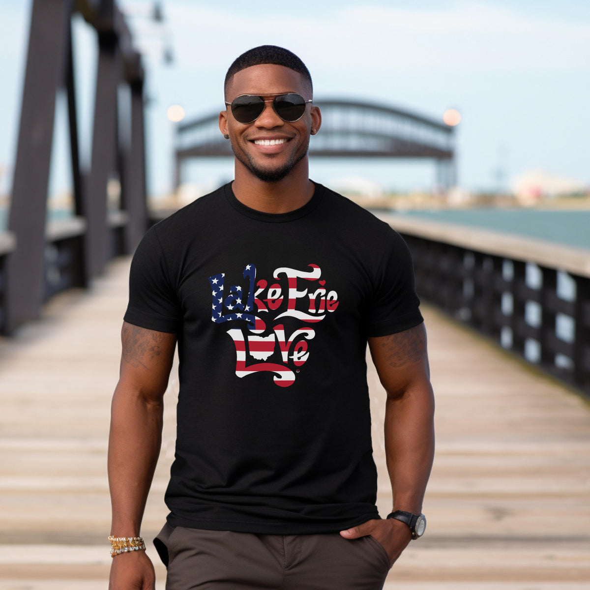 Lake Erie Love - Shores and Islands Ohio - Black American Flag Basic Unisex T-Shirt
